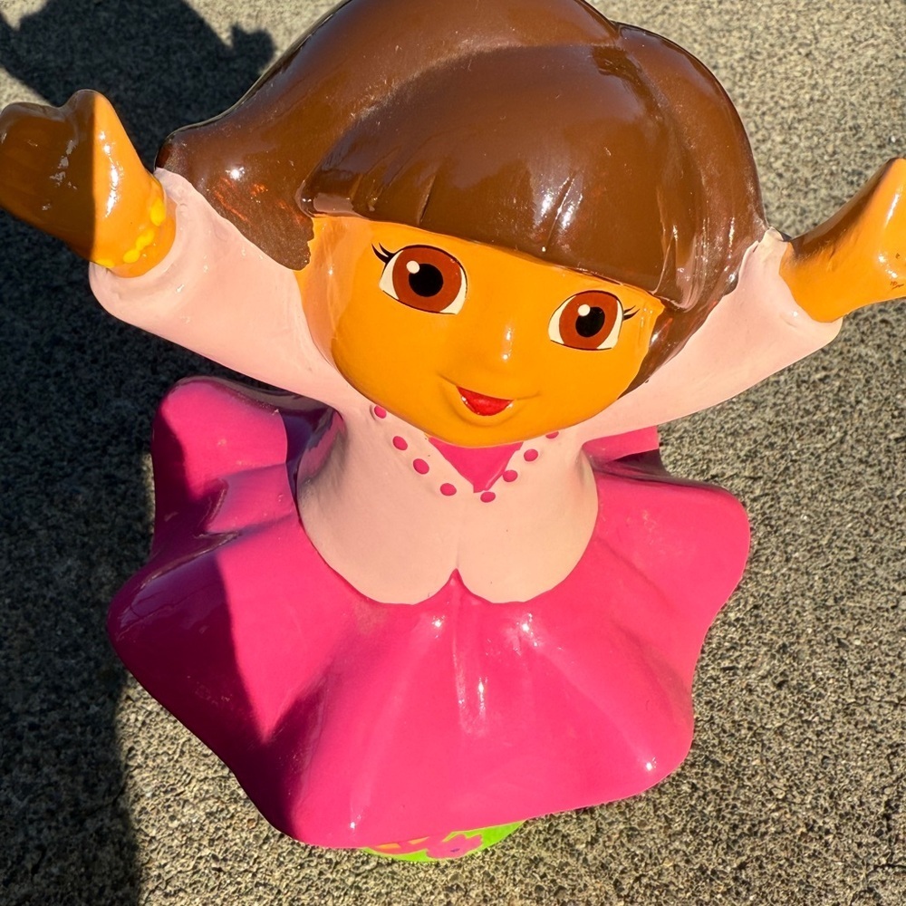 Dora Dora Dora the explorer Bank 8.5 Tall